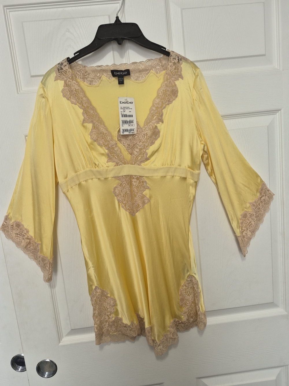 Y2k Camisole. BEBE. Sz L. New with tags.